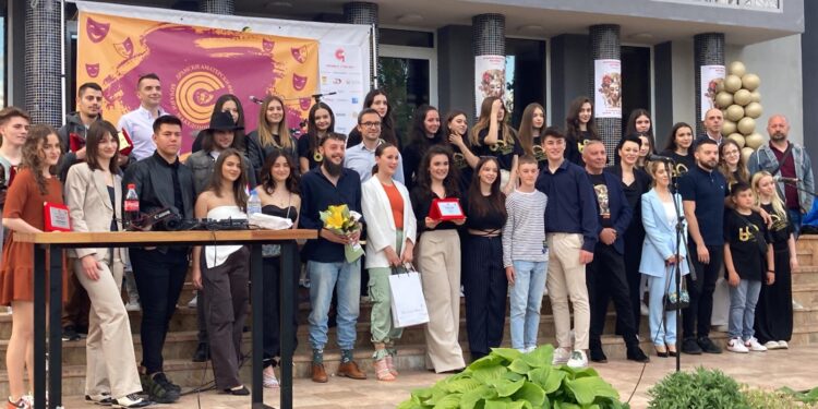 Заврши 60. Драмски аматерски фестивал, гран-при за претставата „Тунел“ на театарската група „Годо“ од Кочани