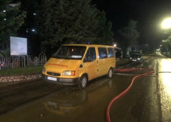 Екипи од ТППЕ и ДПД – Кочани помагаа во санирањето на штетите од поплавите во Делчево