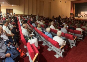 Во Кочани се одржа 13. републичка ревија на песни, музика и игри на Сојузот на здруженија на пензионери