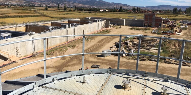 До крајот на годината треба да заврши изградбата на станицата за пречистување кај Мојанци