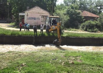 Жителите од високата зона во Кочани трет ден без вода за пиење од градскиот водовод