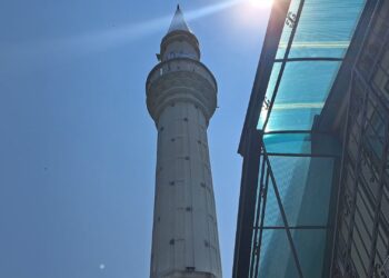 Муслиманите го слават Курбан Бајрам