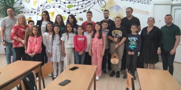 ОМУ „Ристо Јуруков“ ја завршува учебната година со многу награди, повик за запишување нови ученици