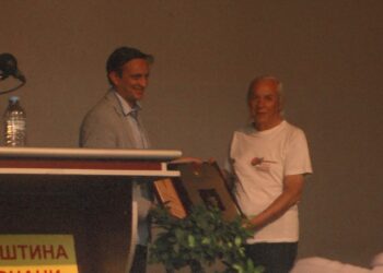 Наградата за животно дело за рок групата “Тенеси“, а за значајни остварувања за компанијата “Антура МК“