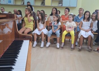 Музичкото училиште „Ристо Јуруков“ ги пречека 16 дечиња кои имаат талент за музика