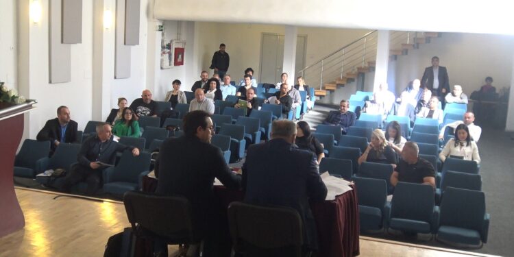 Без кворум четири комисии на Советот на Општина Кочани, не се одржа ниту една од закажаните седници