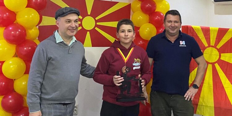 Бронзен медал за Владимир Грчев на Балканската јуниорска олимпијада по информатика