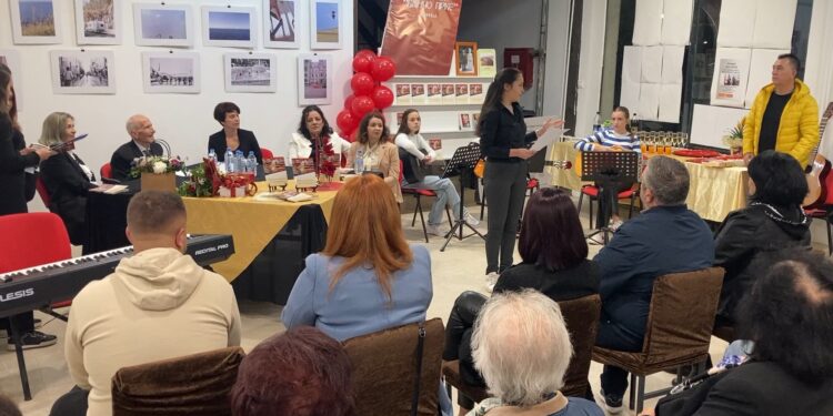 Во библиотеката „Ванчо Прке“ во Виница промовирана книгата „Цртички од животот“ од 91-годишниот Ангел Богатиновски