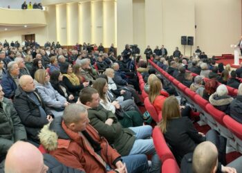 Трибина на СДСМ во Кочани: Актуелната влада им врати 2,6 милијарди евра на граѓаните и компаниите