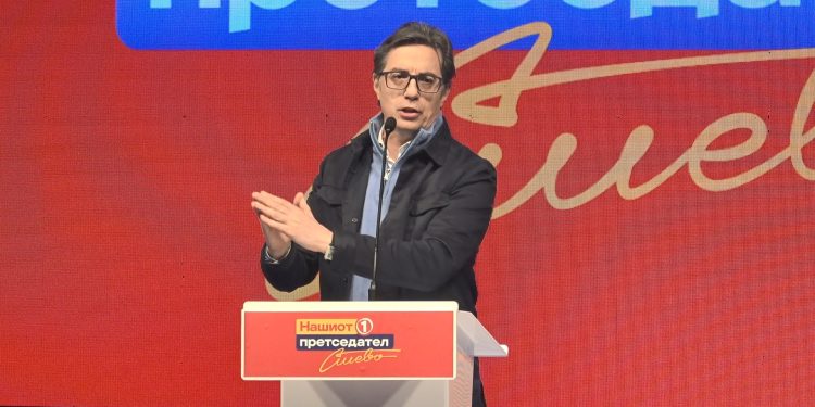 Пендаровски во Кочани и Виница: Повеќе боли внатрешната блокада на државата на нејзиниот пат кон ЕУ