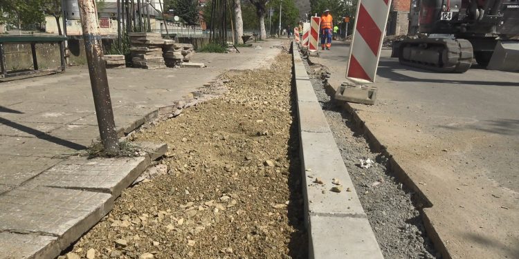 Бочварски: Обезбедивме околу еден милион евра за реконструкција и изградба на сообраќајната и друга инфраструктура во општина Кочани