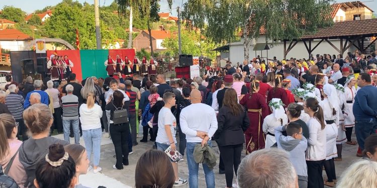 Се одржаа 11. „Традиционални Ѓурѓовденски обичаи, песни и ора“