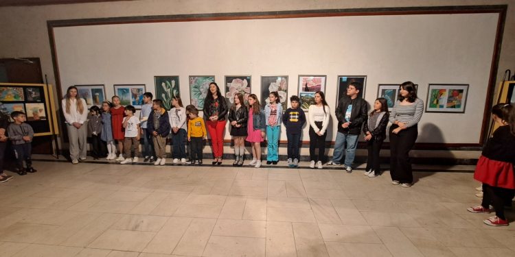 Во „Бели мугри“ изложба на учениците од Школата за цртање и сликање