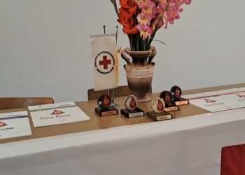 Признанија за најдобрите крводарители додели општинскиот Црвен крст – Кочани