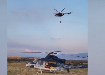Хеликоптери на АРМ и МВР помагаат во гасењето на шумскиот пожар кај кочанското село Главовица