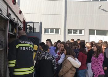 Показна вежба за спасување при пожар во ОУ „Крсте П. Мисирков“- Оризари