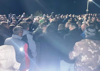 Вечерва голема поддршка од граѓаните за блокадата кон депонијата, нема да се дозволи депонирање отпад од другите општини