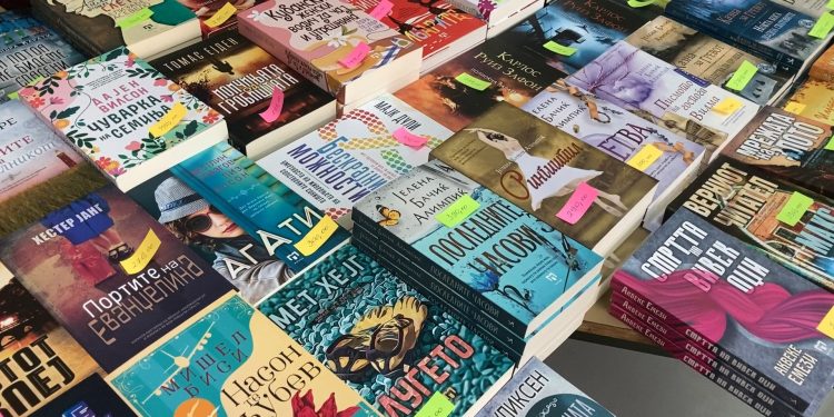 Во библиотеката „Искра“ отворен 18. Саем на книгата, учествуваат 13 издавачки куќи