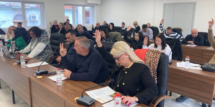 Едногласна одлука на Советот на Општина Кочани да не се носи отпад од другите општини на градската депонија