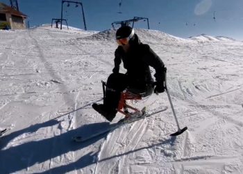 Вангел Тркаљанов на подготовки за параатлетската скијачка слалом трка во Австрија