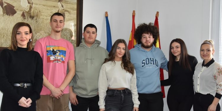 Локалниот младински совет на Општина Кочани ја одржа првата работна седница, нов претседател е Гаврил Гацов