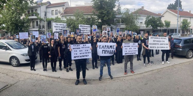 „Марш за ангелите“ во Кочани: Прошка нема, правда за нашите ангели мора да има!