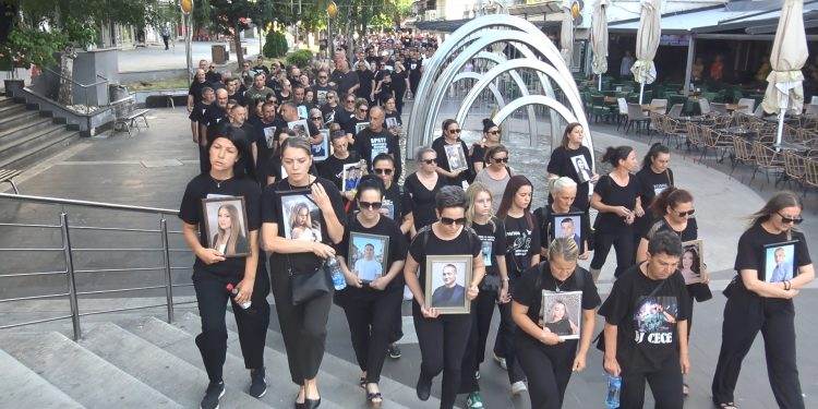 11. „Марш за ангелите“: „Пулс“ да не остане уште една трагедија затворена во архивите на неправдата, институциите да побрзаат со постапките