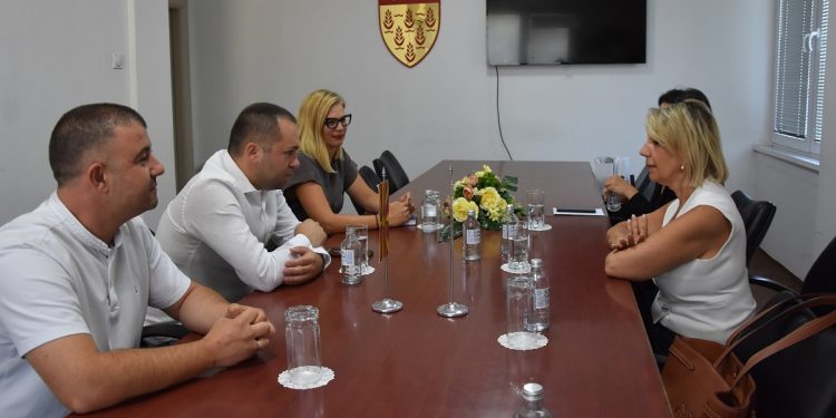 Амбасадорката на Хрватска ја посети Општина Кочани, има ли можности за пласман на кочанскиот ориз на хрватскиот пазар?