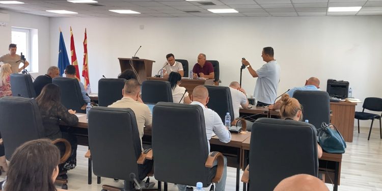 „Привремените вработувања се штетни за децата и опасни за институцијата“ – Советот на Општина Кочани не даде согласност за времено ангажирање лица во градинката „Павлина Велјанова“