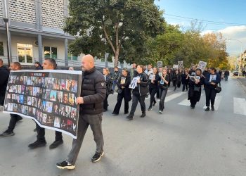 26. „Марш за ангелите“: Не дозволувајте родителите сами да ја бараат пресудата, од 12 октомври почнува секојдневна едночасовна блокада на кружниот тек кај двојниот мост