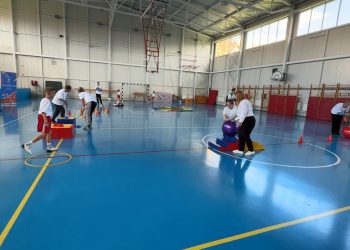 „Игри без граници“ за учениците од Кочани се одржаа во ОУ „Никола Карев“ во рамки на проектот „Преку спорт до инклузивно и квалитетно образование“