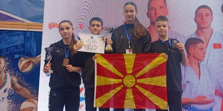 Два златни и еден сребрен медал за каратистите на КК „Кочани“ на меѓународен турнир во Црна Гора