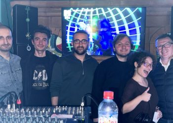 „Социјални отпадоци“ се победници на петтиот Паб квиз во Кочани