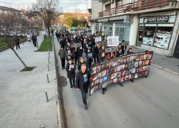 32. „Марш за ангелите“: Судскиот процес стана „Струшки вечери на поезијата“ – адвокатите рецитираат дека нивните клиенти не се виновни и никој не знаел дека постоел „Пулс“