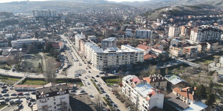 Една деценија „се градат“ катна гаража, сообраќаен мост на Кочанска Река и јужен булеварски влез во Кочани