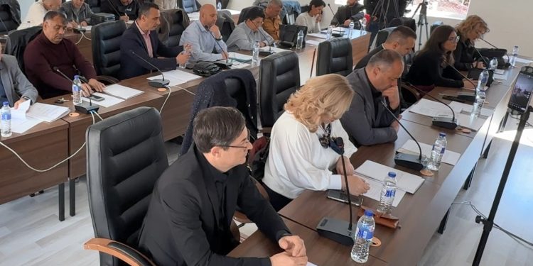 Советничката група на СДСМ бара вонредна седница на Советот на Општина Кочани во врска со најавите за згрижување мигранти