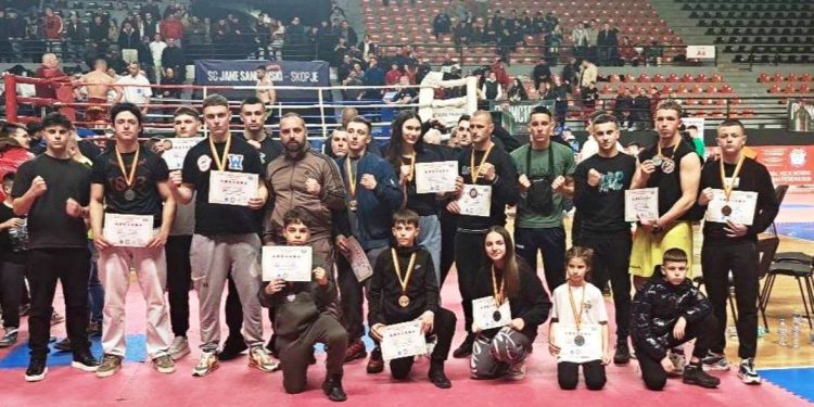 Кикбоксерите на „Лидер“ од Виница освоија 12 медали на Државното првенство во Скопје