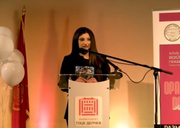 Средношколката Илина Донева од Кочани прогласена за најдобар оратор на XIII Ораторски вечери на Универзитетот „Гоце Делчев“ во Штип