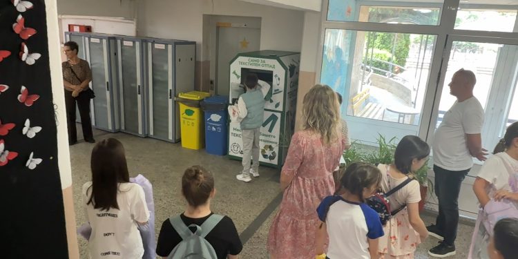 Акција за селекција на текстилен отпад во Кочани по повод 5 јуни – Светскиот ден на животната средина