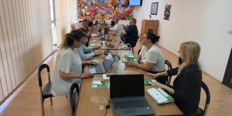 Проектот за регионалната депонија кај Свети Николе останува актуелен преку презентации на планот за управување со отпад и стратегиската оценка за животната средина