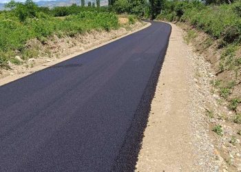 По дведецениското барање на жителите заврши изградбата на локалниот пат од Оризови Гумна до Друмот во општина Зрновци