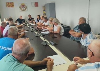 Министерот за земјоделство во посета на Чешиново-Облешево: Координирана акција против сипаниците кај добитокот и поддршка за оризопроизводителите