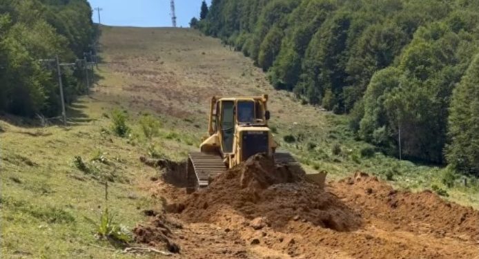 Пониква се подготвува за квалитетна ски-сезона: Започна уредувањето на патеката бр. 3