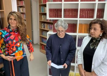 Во библиотеката „Искра“ во Кочани отворено Холандско катче со преведени книги од холандски автори